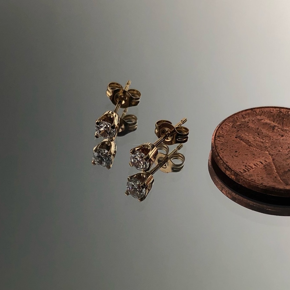 14k diamond studs